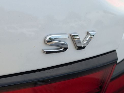 Used 2024 Nissan Sentra SV FWD image 8