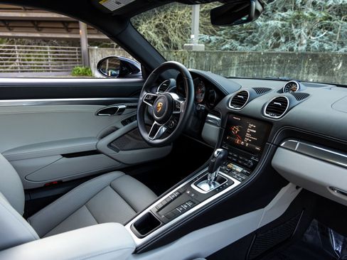 Certified 2024 Porsche 718 Cayman S image 43