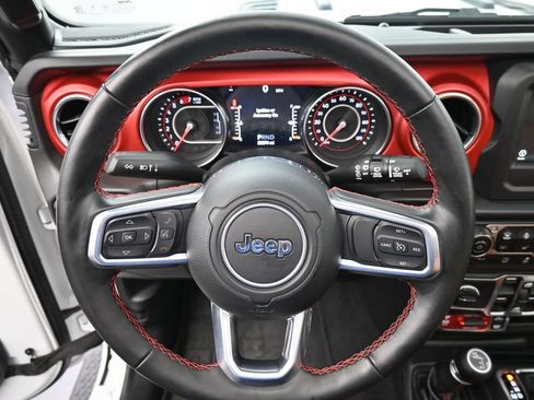 Used 2021 Jeep Wrangler Unlimited Rubicon w/ Cold Weather Group AWD/4WD image 12