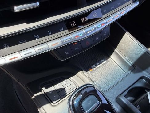 Used 2023 Cadillac CT5 Luxury w/ Sun And Sound Package AWD/4WD image 23