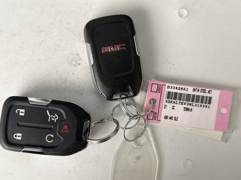 Used 2021 GMC Terrain SLE w/ Driver Convenience Package AWD/4WD image 22