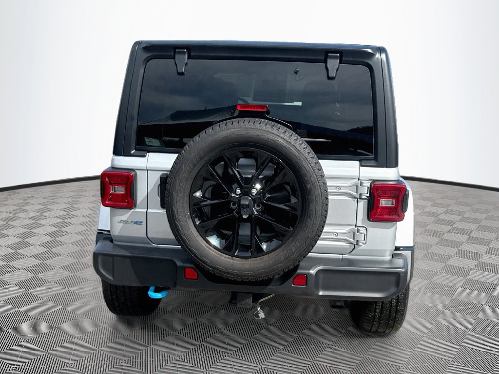 Certified 2022 Jeep Wrangler Unlimited Sahara w/ Cold Weather Group AWD/4WD image 7