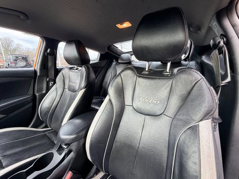 Used 2013 Hyundai Veloster Turbo image 22