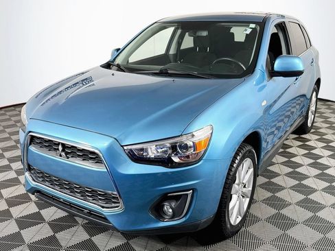 Used 2014 Mitsubishi Outlander Sport SE AWD/4WD image 3