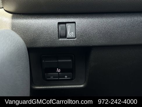 Used 2024 Chevrolet Colorado ZR2 w/ Technology Package image 25