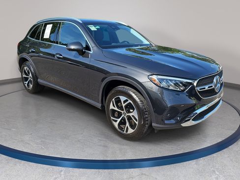 Certified 2026 Mercedes-Benz GLC 350e 4MATIC image 4