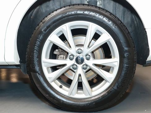 Used 2023 Audi Q3 2.0T Premium image 24