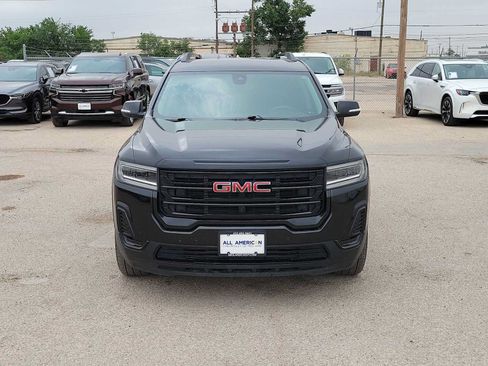 Used 2023 GMC Acadia SLE w/ Driver Convenience Package FWD image 3