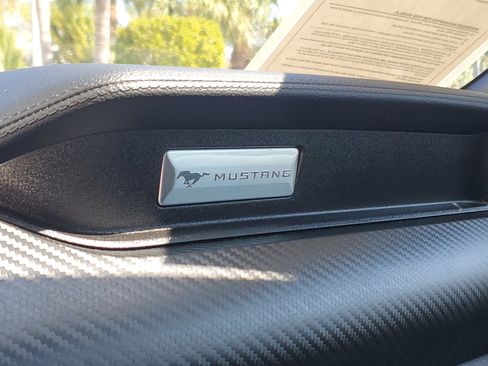 Used 2021 Ford Mustang Coupe image 25