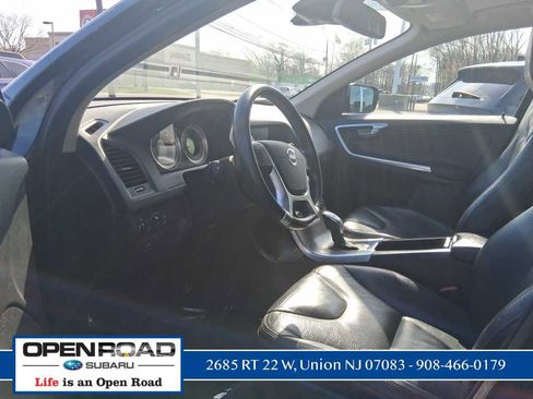 Used 2013 Volvo XC60 T6 AWD/4WD image 14