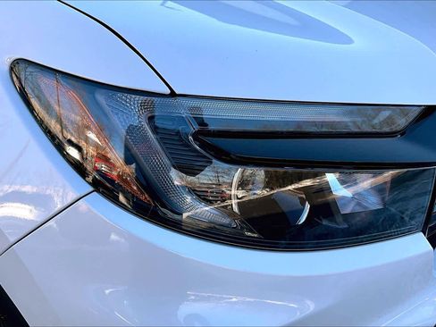 Used 2025 Honda Ridgeline Sport image 24