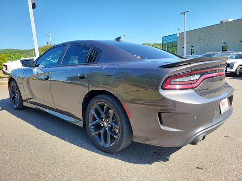 Used 2021 Dodge Charger R/T w/ Blacktop Package image 23