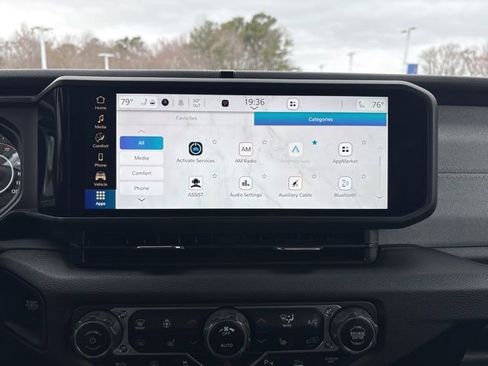 Used 2024 Jeep Wrangler Sport S image 19