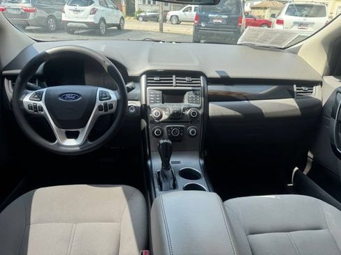 Used 2013 Ford Edge SE FWD image 18