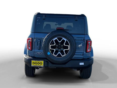 New 2025 Ford Bronco Outer Banks image 4