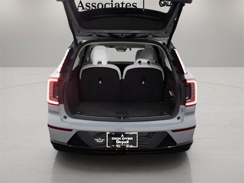 New 2025 Volvo EX90 Ultra image 12