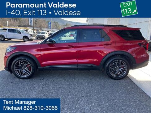 Used 2025 Ford Explorer ST image 24