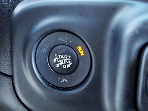 Used 2020 Jeep Wrangler Unlimited Rubicon AWD/4WD image 30