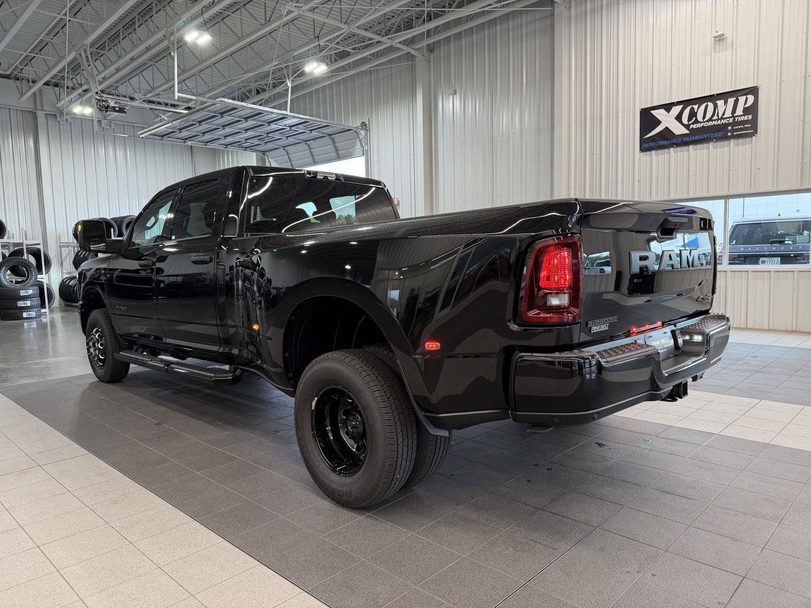 New 2027 RAM 3500 Big Horn AWD/4WD image 4
