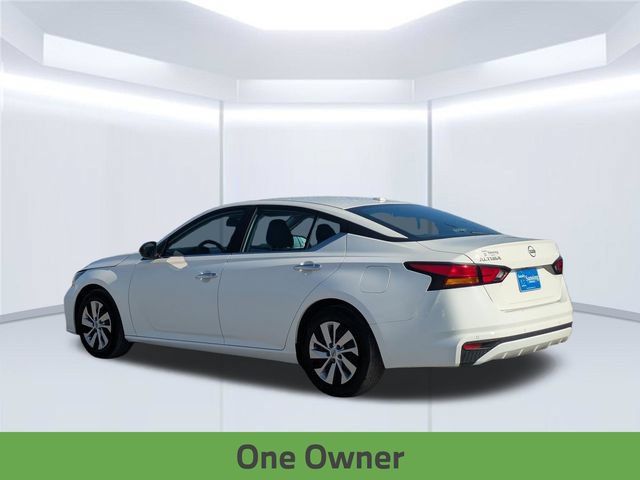 Used 2025 Nissan Altima 2.5 S FWD image 4