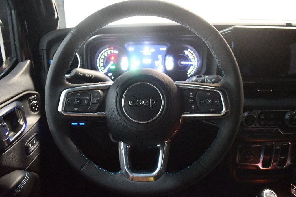 Used 2024 Jeep Wrangler High Altitude AWD/4WD image 42