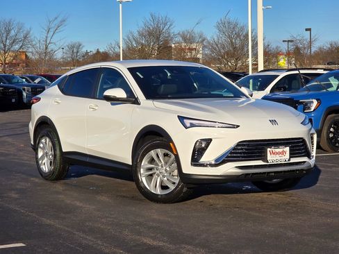 New 2026 Buick Envista Preferred image 2