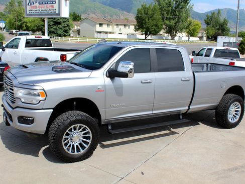 Used 2024 RAM 3500 Laramie w/ Sport Appearance Package image 41