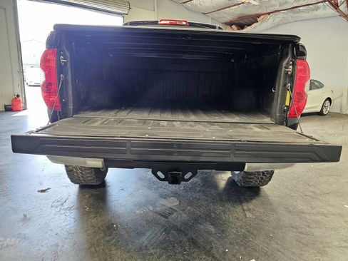 Used 2019 Toyota Tundra SR5 w/ TRD Off Road Package AWD/4WD image 10