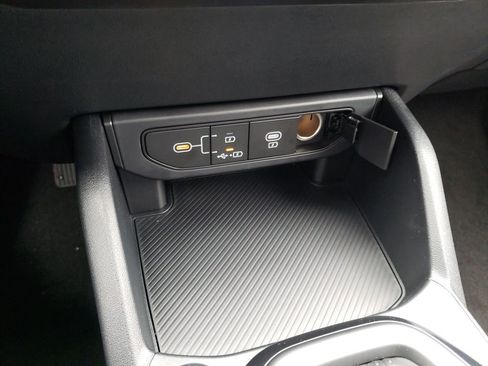 New 2025 Kia K4 LXS image 21