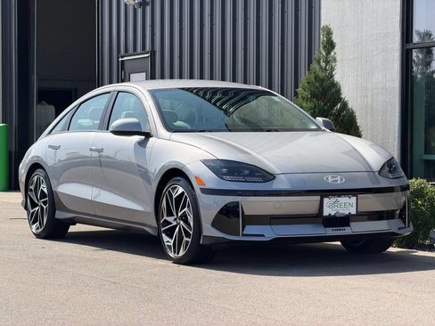 Used 2024 Hyundai Ioniq 6 SEL AWD/4WD image 4