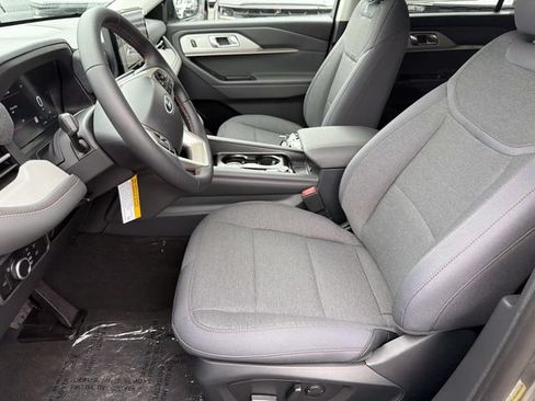 New 2026 Ford Explorer Active RWD image 23