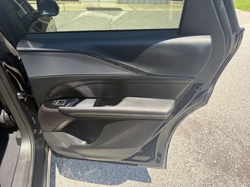 Used 2024 Cadillac Lyriq Tech RWD image 19