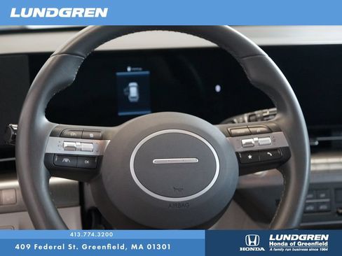 Used 2025 Hyundai Kona SEL AWD/4WD image 18