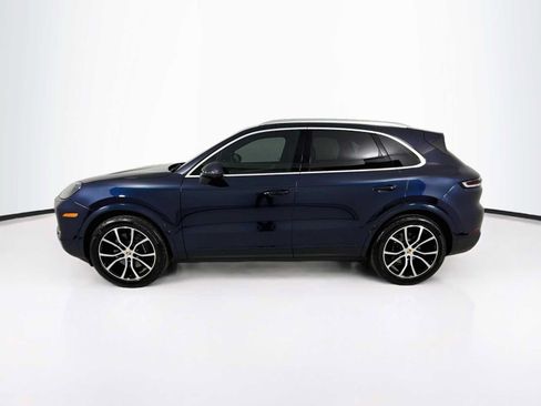 Certified 2026 Porsche Cayenne AWD/4WD image 2
