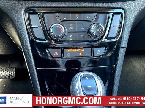 Used 2020 Buick Encore Preferred image 14
