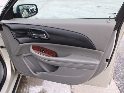 Used 2013 Chevrolet Malibu LT w/ Power Convenience Package image 20