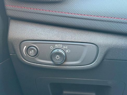 Used 2024 Chevrolet TrailBlazer RS w/ Convenience Package image 29