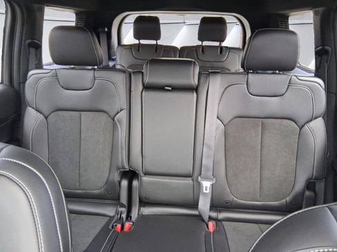 New 2025 Jeep Grand Cherokee L Altitude image 14