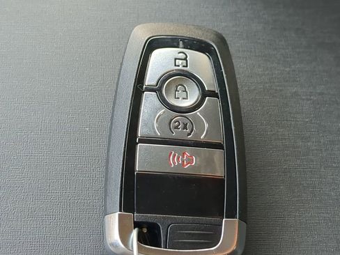 Used 2025 Ford Bronco Outer Banks w/ Matte Film Protection Package image 29