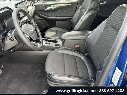 Used 2023 Ford Escape SE FWD image 17