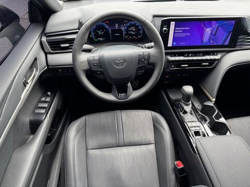 Used 2025 Toyota Camry XSE FWD image 20