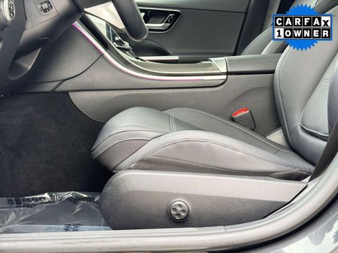 Used 2023 Mercedes-Benz C 300 4MATIC Sedan image 5