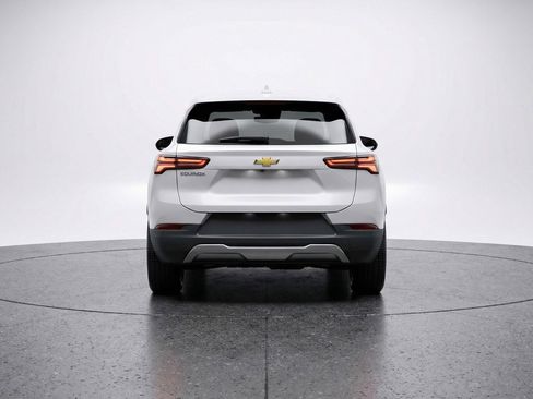 Used 2025 Chevrolet Equinox LT image 7