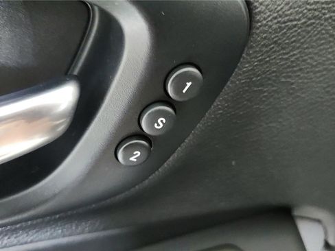 Used 2022 Jeep Cherokee Limited image 19