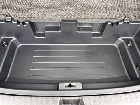 New 2026 GMC Acadia Elevation w/ Elevation Premium Package AWD/4WD image 27