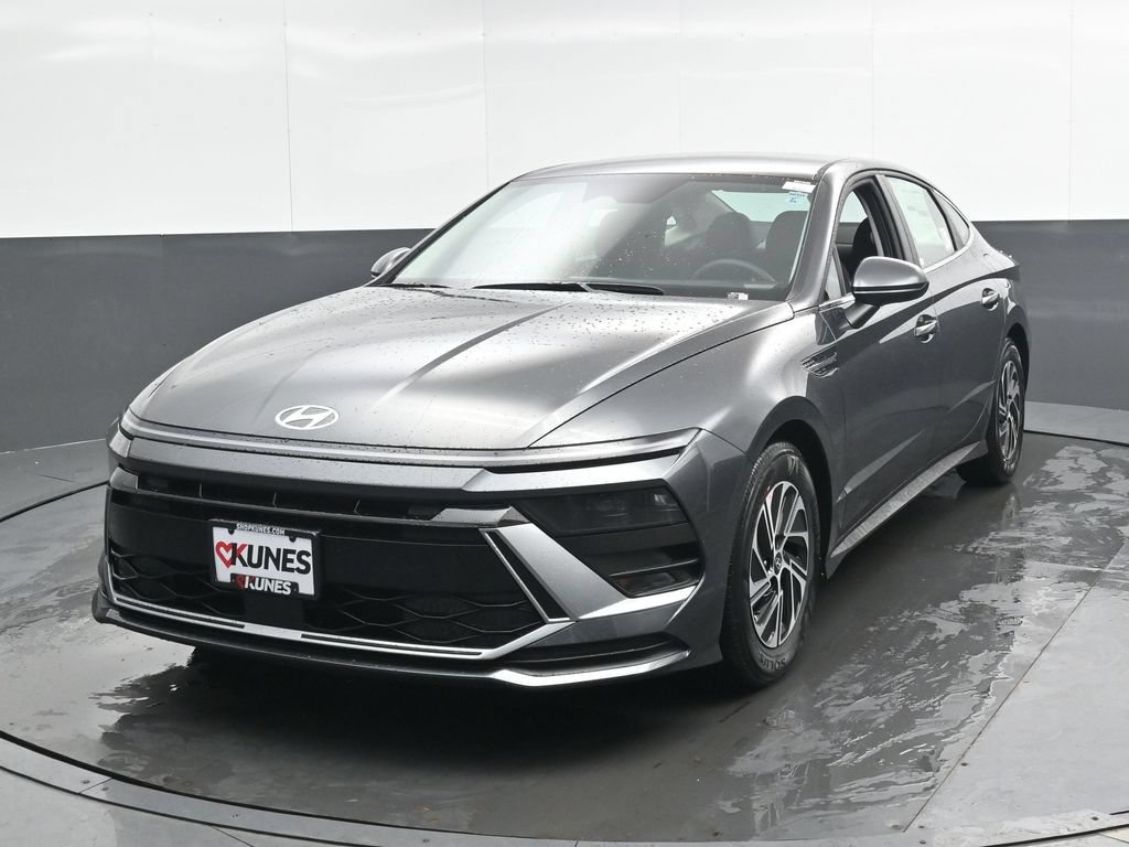 New 2026 Hyundai Sonata Blue FWD image 5
