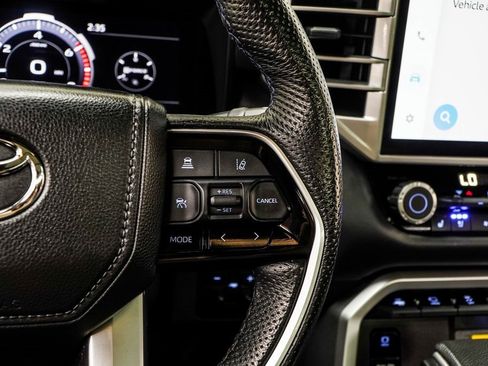 Used 2022 Toyota Tundra Platinum image 31