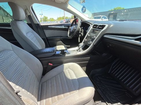 Used 2016 Ford Fusion S FWD image 35