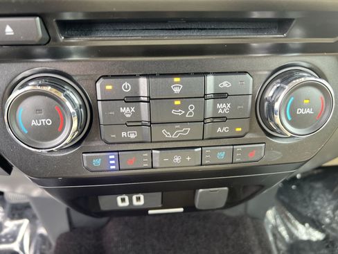 Used 2017 Ford F150 Lariat w/ Trailer Tow Package AWD/4WD image 28
