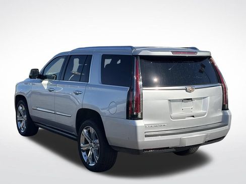 Used 2020 Cadillac Escalade Platinum AWD/4WD image 7